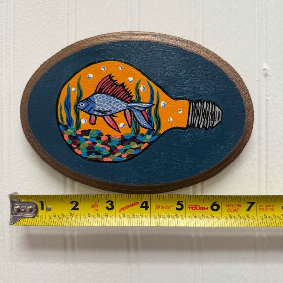 Hand-painted Lightbulb Aquarium - Wooden Wall Decor - Picture 3 of 5